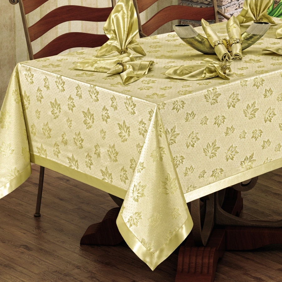 Постельное белье, скатерти, салфетки